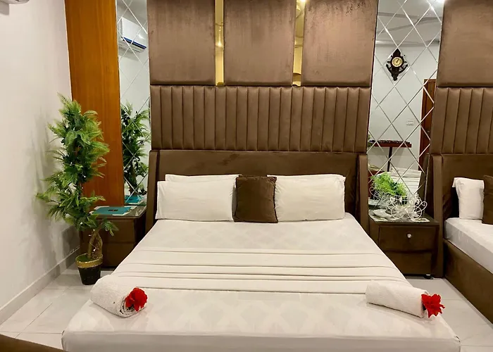 The Signature Hotel Multan