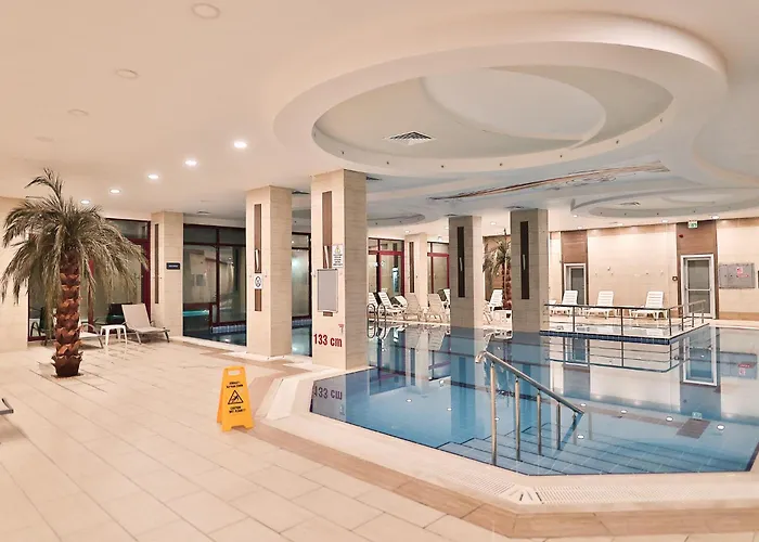 Bonjur Hotel Thermal & Wellness Club