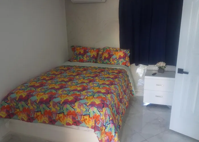 Aparta Hotel Ana Julia