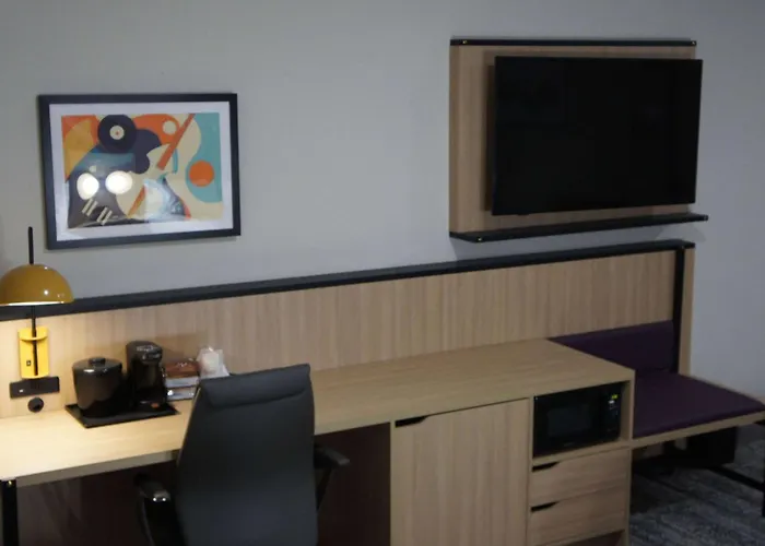 La Quinta Inn & Suites By Wyndham Memphis East