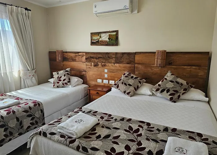 Hotel Plaza Pinto