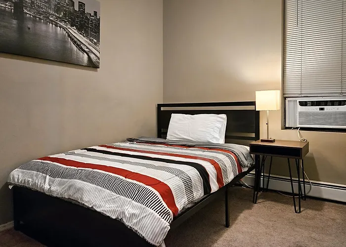 Lovely 2Br Apartment By Wooster Square- Great Neighborhood