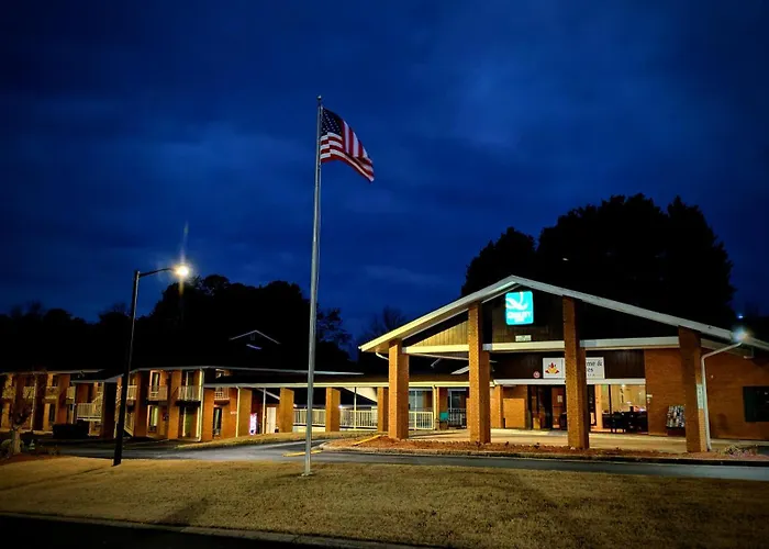 My Home & Suites Toccoa