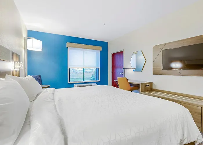 Holiday Inn Express - Gulfport Beach By Ihg