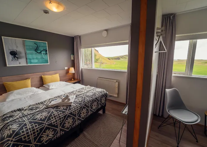 Farmhouse Lodge
