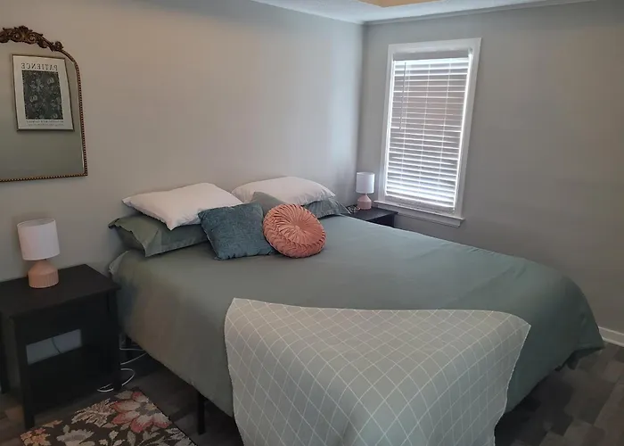 Mid-Century Vintage Apartment