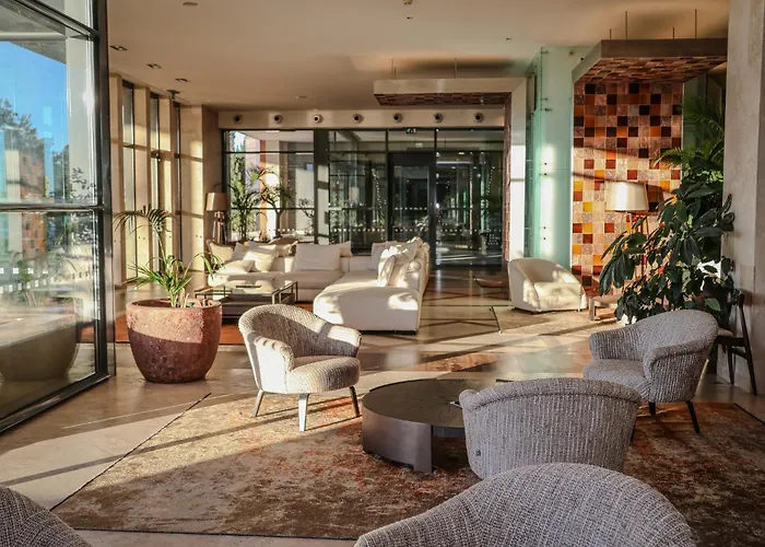 Real Marina Hotel & Spa