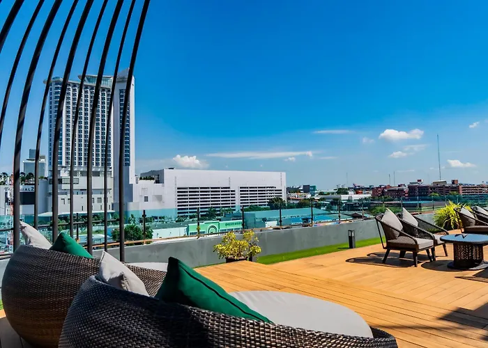 Empress Pattaya Hotel