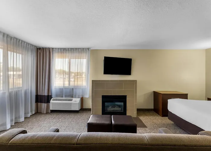 Comfort Inn & Suites Greeley