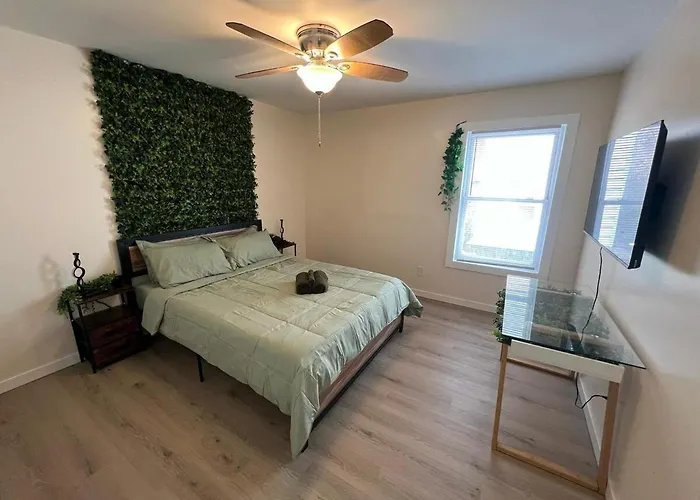 2Br Modern Home - Near Wvu, Hospitals & Stadium