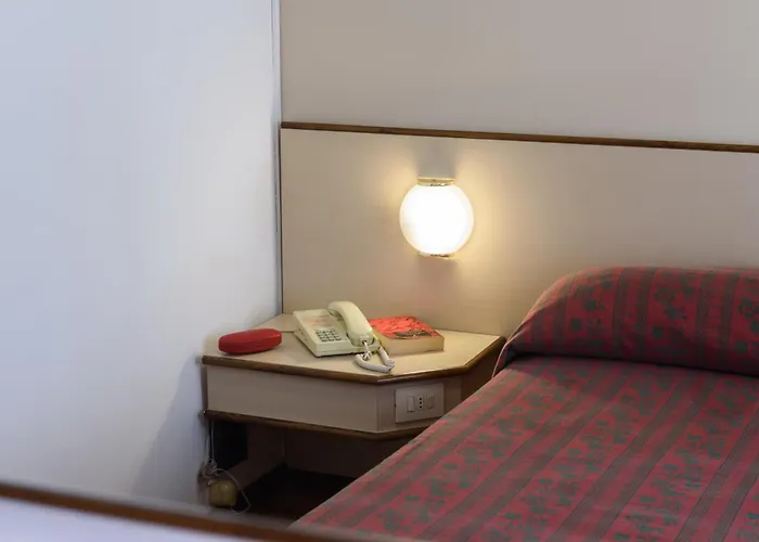 Hotel Italie Et Suisse