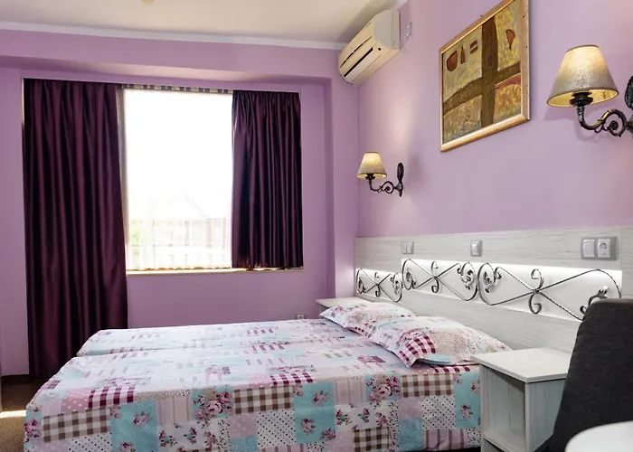Kirios Hotel