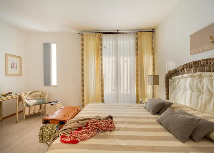Relais Valle Dell'Idro - Rooftop & Sea View, Otranto