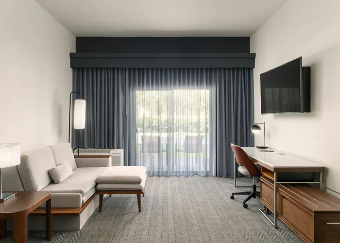 Courtyard By Marriott Gainesville Fl