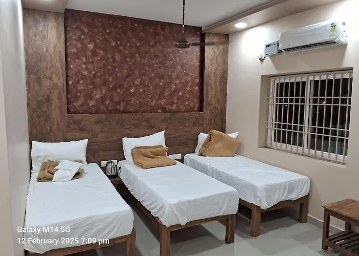 Ponnuswamy Residency