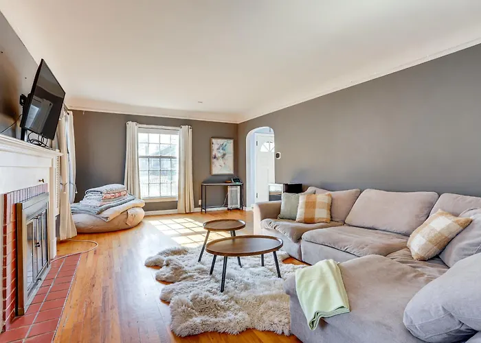 Half-Mi To Unc: Historic Dtwn Greeley Home