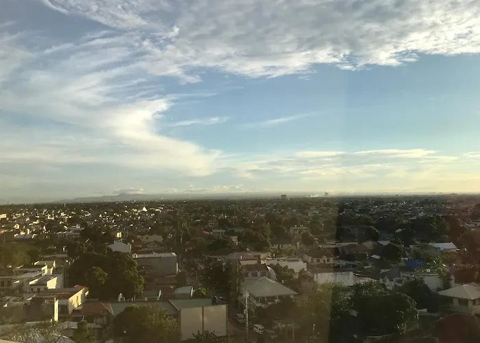 Top Floor 1Br Across Sm Southmall View