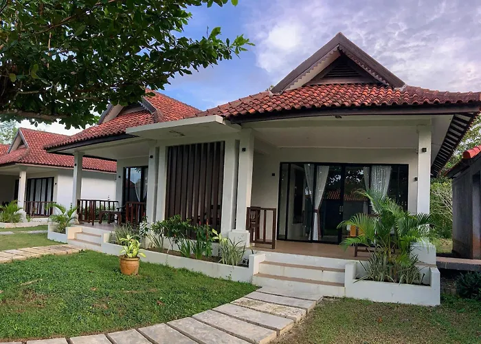 Beach Rock Resort Belitung
