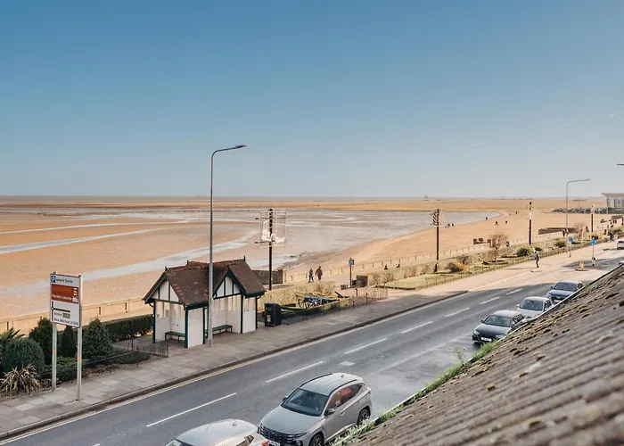 Sunny Seaside Paradise - Sleeps 5