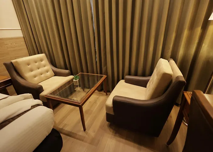 Hotel Aashray Inn