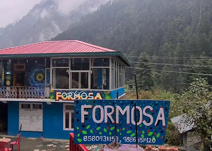 Formosa Cafe Hostel Kasol Goa