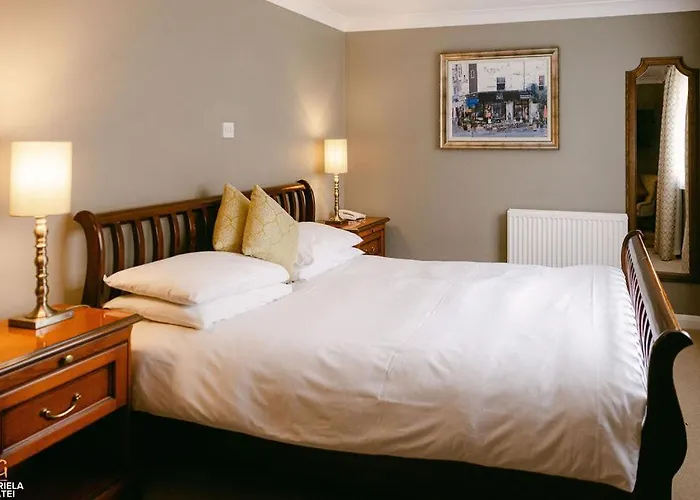 Crouchers Hotel