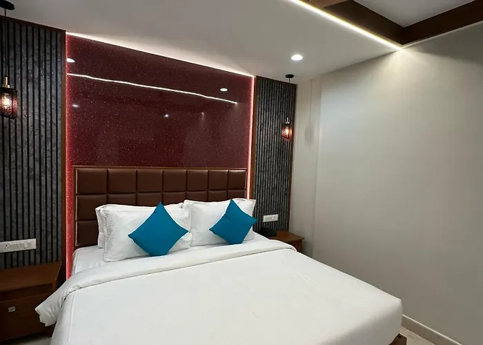Nexstay Bloomax Residency