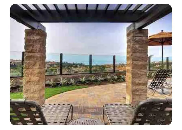 Ritz Pointe Dr