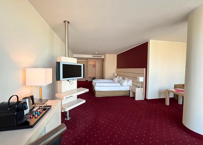 Aspire Acara Oldenburg, Trademark Collection By Wyndham