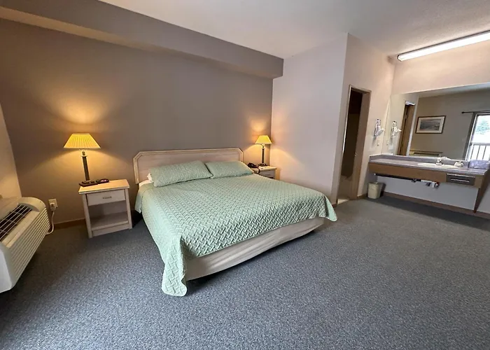 Timber Lodge Inn