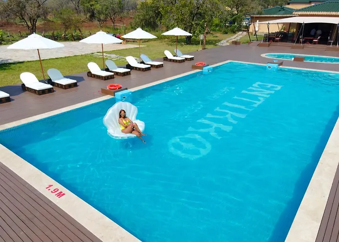 Entikko Safari Lodge