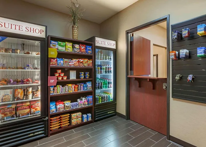 Comfort Suites Glendale - State Farm Stadium Area