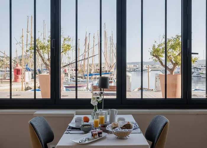 Hotel Restaurant De La Tour