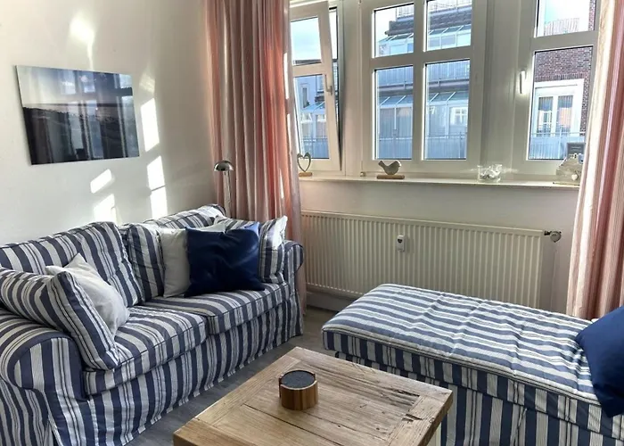 Ferienwohnung 206 Juist Strandburg für 2 bis 5 Personen mit Schwimmbad und Sauna