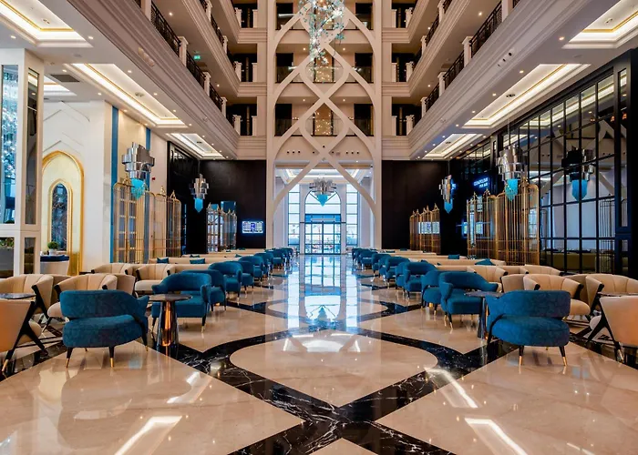 Serenity Queen Hotel