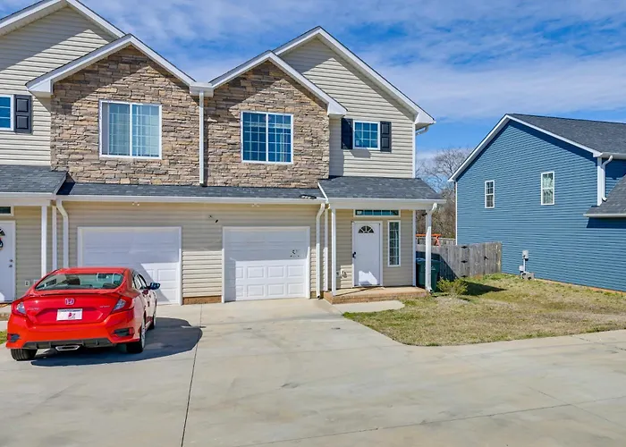 6 Mi To Pnc Music Pavilion: Concord Townhome