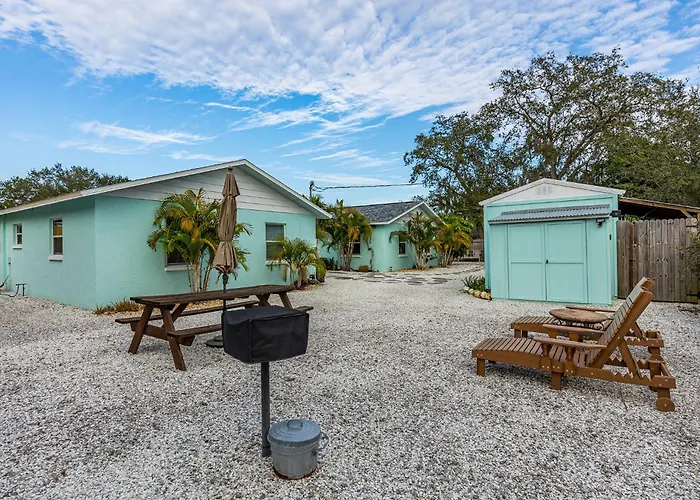 Luxurious 2 Bedroom Near Innisbrook Golf Resort!
