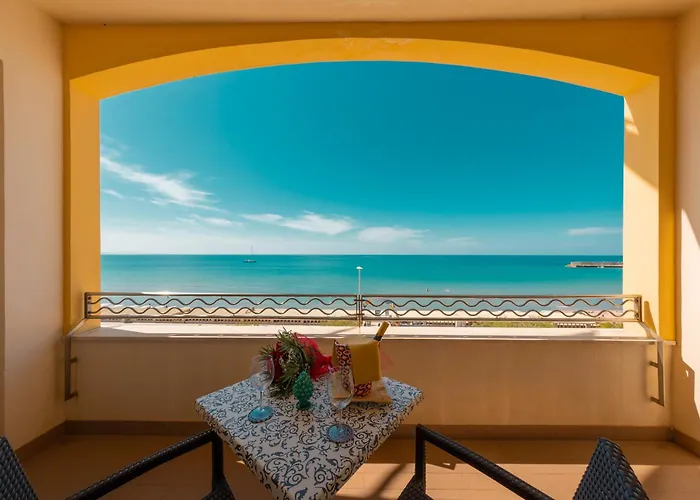 Hotel Riva Del Sole