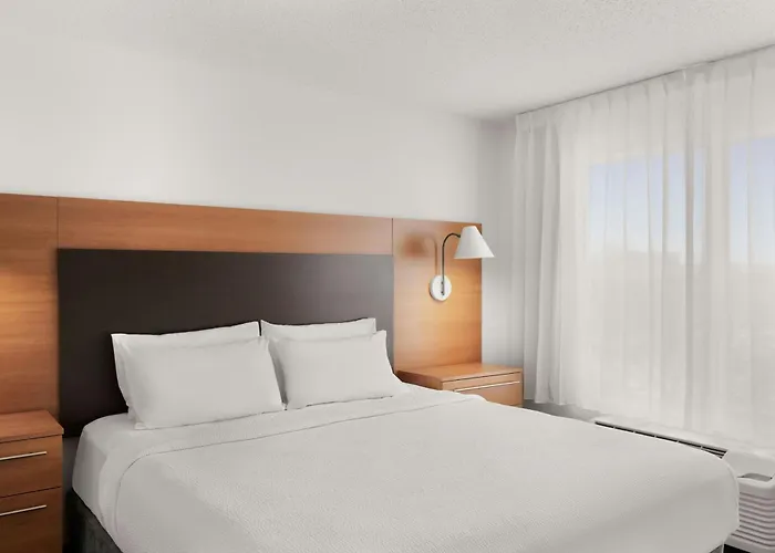 Towneplace Suites By Marriott Chicago Naperville