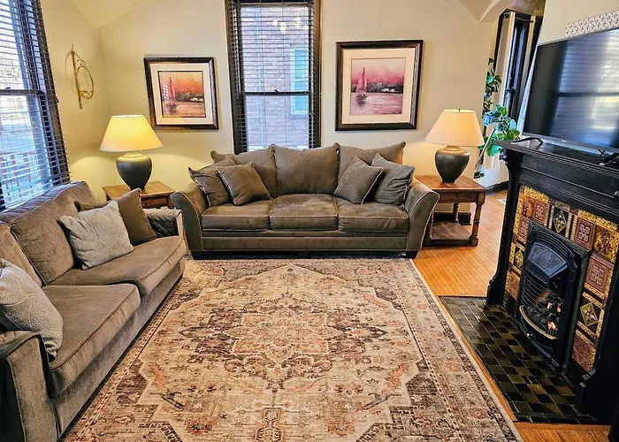 Cathedral Hill Charm