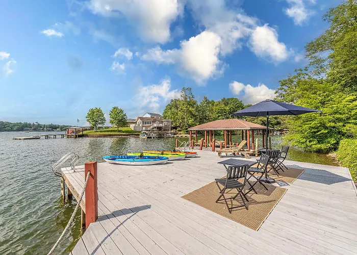 Lake Hickory Trio 2Br Green Unit