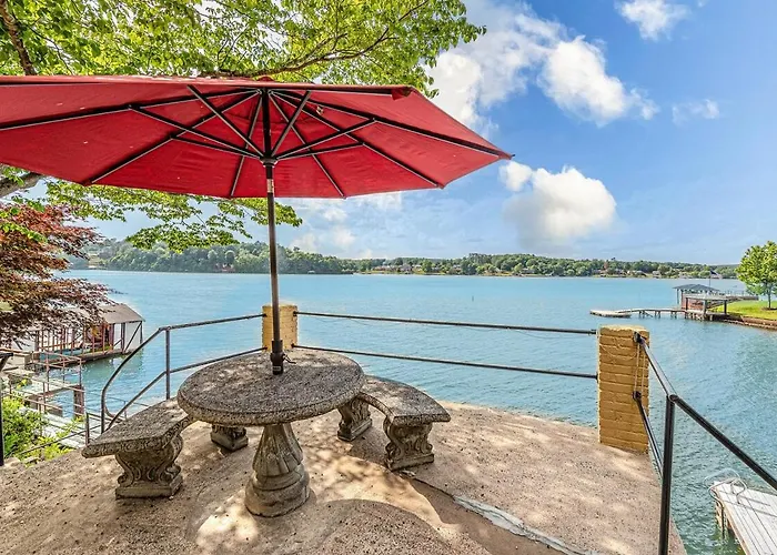 Lake Hickory Trio 1 Bedroom Pink Unit
