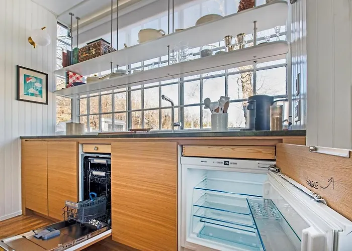 Renovated, Modern Downtown Loft