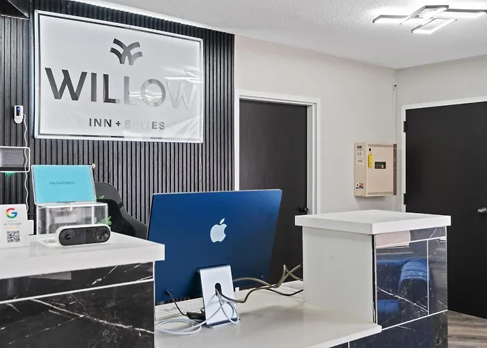 Willow Inn Suites
