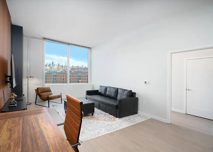 Exclusive 1Br Apt With Nyc View