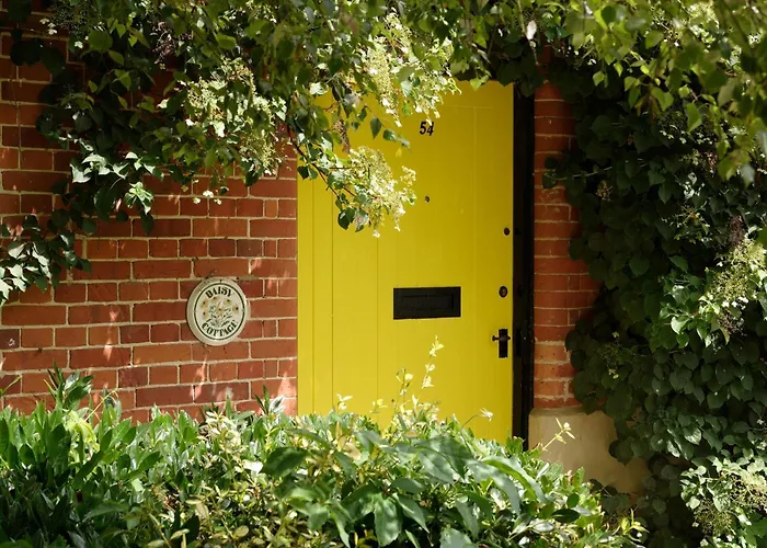 The Mews At Eastwell