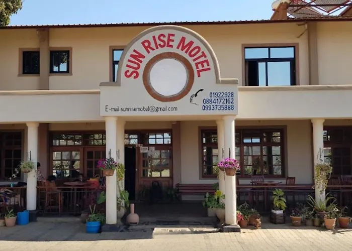 Sunrise Motel