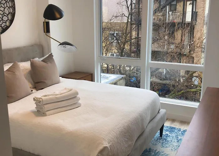 Modern 3Br Lofts With Outdoor Space Near Nyc