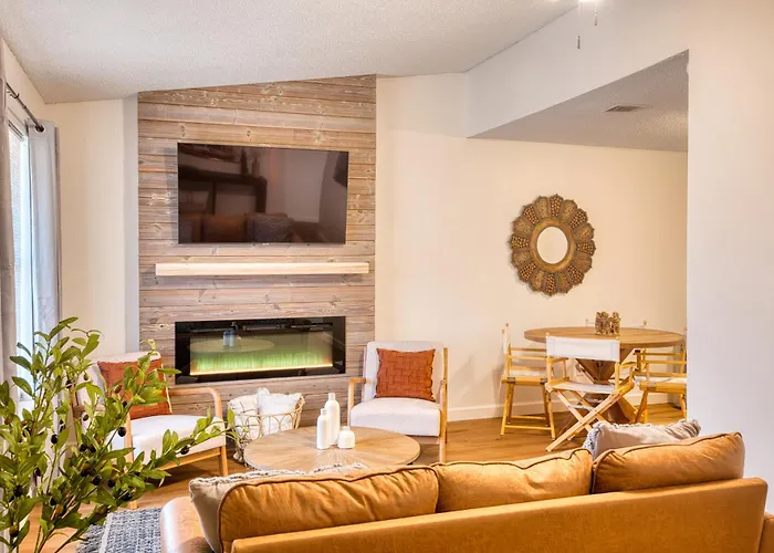 Travel For Work - Stylish 3 Bdr - Southern Georgia