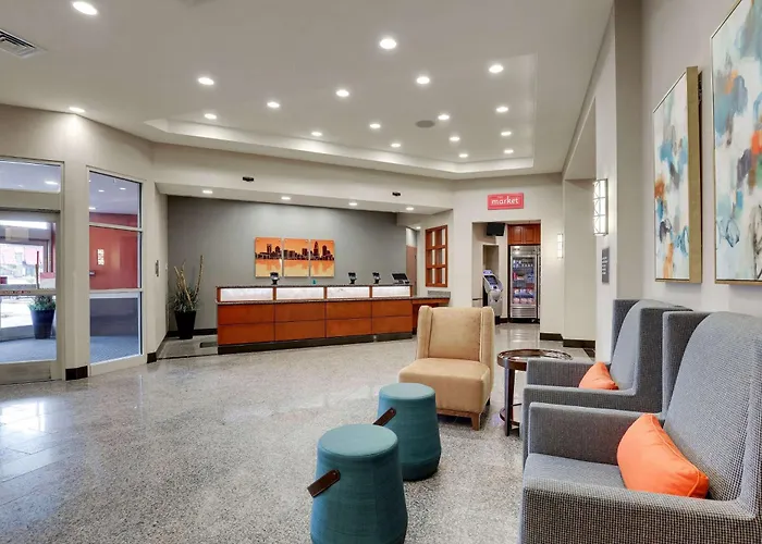 Drury Inn & Suites Charlotte Arrowood